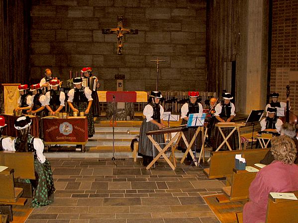 Adventskonzert der Stubenmusik und Glockengruppe