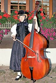 Marion Borho: Bass