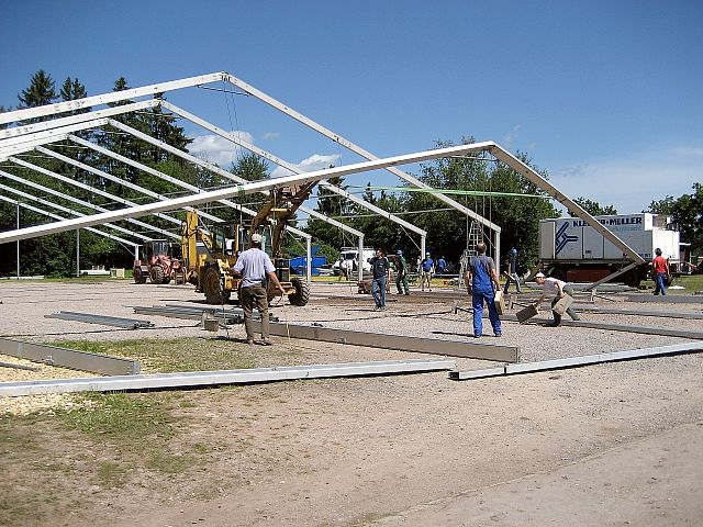 Der Abbau des Festzelts