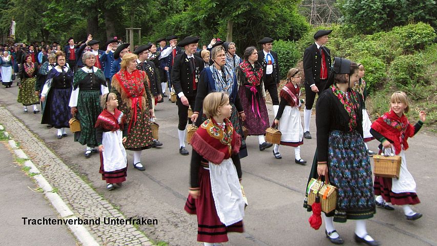 Der Festzug beim Deutschen Trachtenfest in Altenburg 