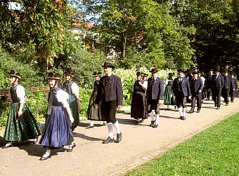 Die verheirateten Frauen und Männer